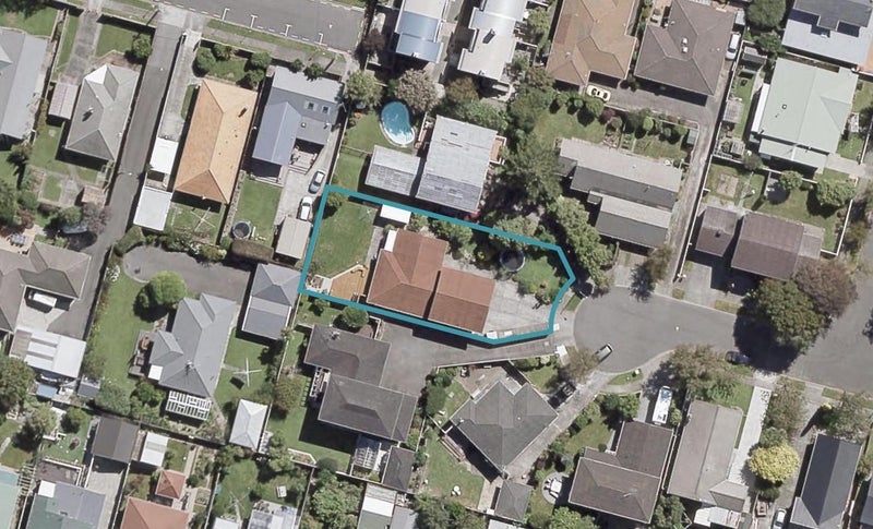 33 Kebbell Grove, Epuni, Lower Hutt - Carousel 1