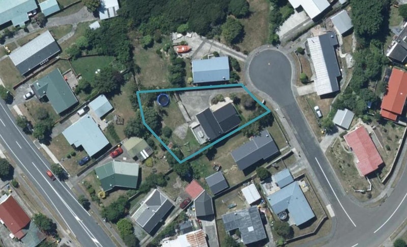 5 Garboard Lane, Whitby, Porirua - Carousel 1