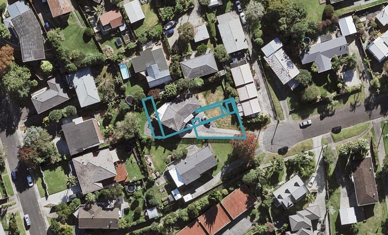 29 Windy Ridge Road, Glenfield, Auckland - Carousel 1