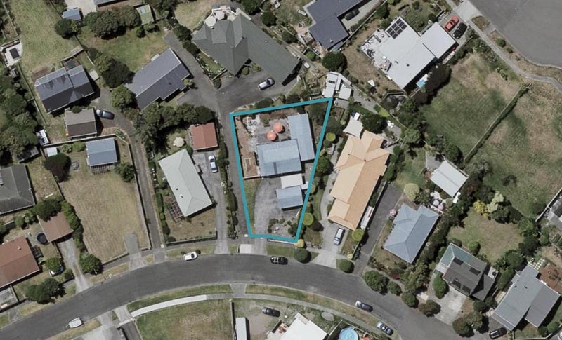 13 Tobys Way, Waikanae Beach, Waikanae - Carousel 1