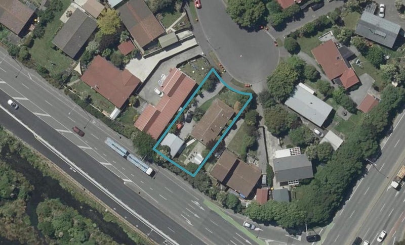 12 Hersham Place, Bromley, Christchurch - Carousel 1