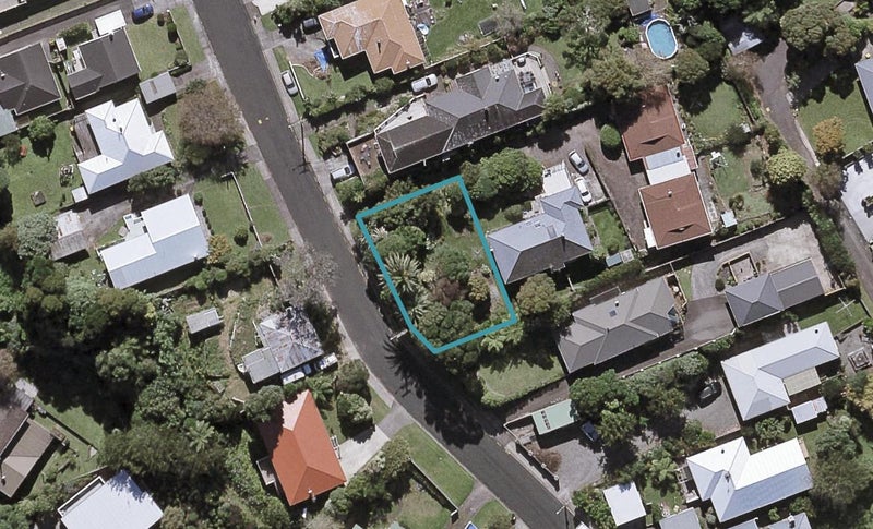 50 Wallath Road, Westown, New Plymouth - Carousel 1