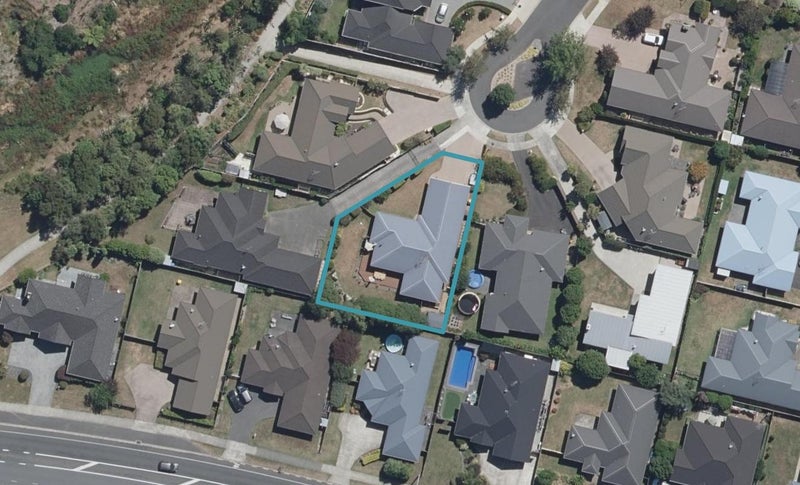 17 Cranmore Avenue, Huntington, Hamilton - Carousel 1
