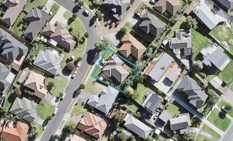 61 Nimstedt Avenue, Oteha, Auckland - Carousel 1