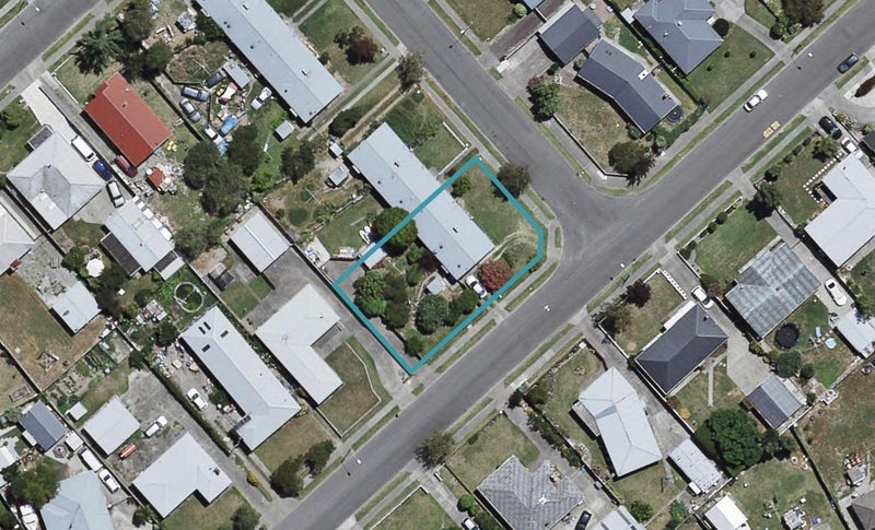 35 Hitchings Avenue, Onekawa, Napier - Carousel 1