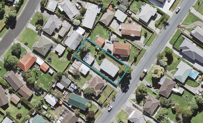 97 Farquhar Road, Glendene, Auckland - Carousel 1