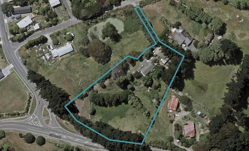 24 Tieko Street, Otaihanga, Paraparaumu - Carousel 1