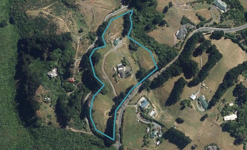 15 Cottle Park Drive, Normandale, Lower Hutt - Carousel 1