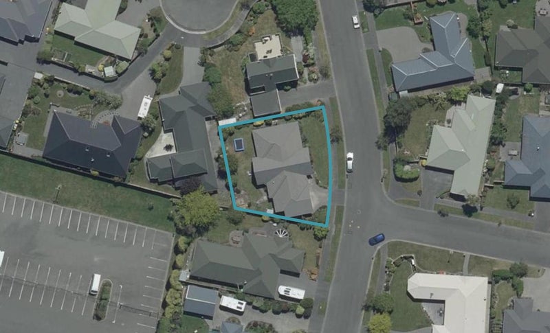 19 Farnswood Place, Redwood, Christchurch - Carousel 1