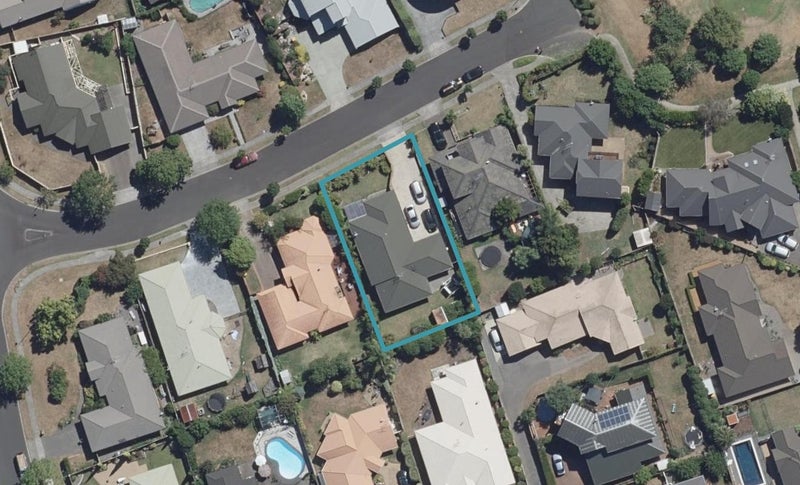 8 Bircham Rise, Rototuna, Hamilton - Carousel 1