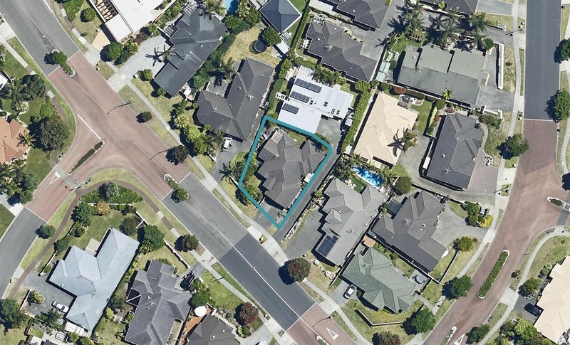 615 Grenada Street, Papamoa Beach, Papamoa - Carousel 1