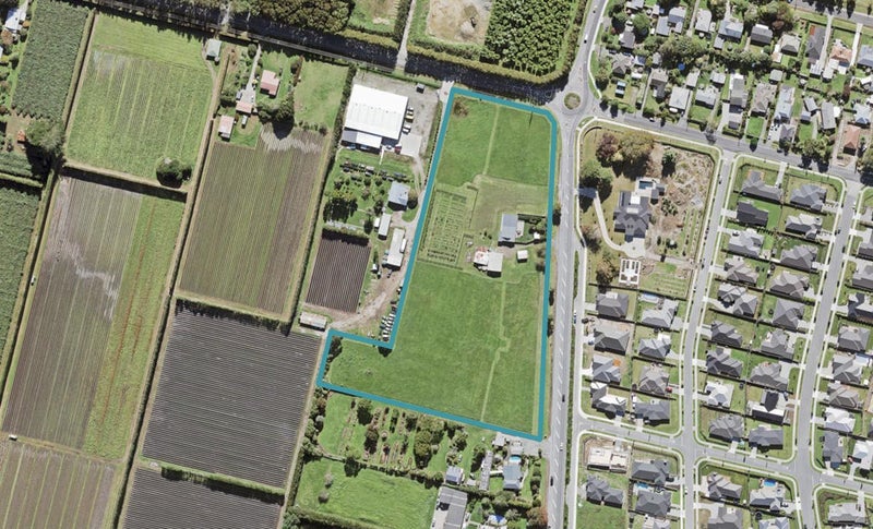1140 Coatesville-Riverhead Highway, Kumeu - Carousel 1