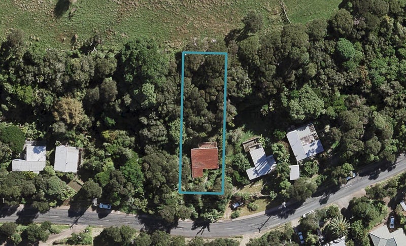 12 Junction Road, Oneroa, Waiheke Island - Carousel 1