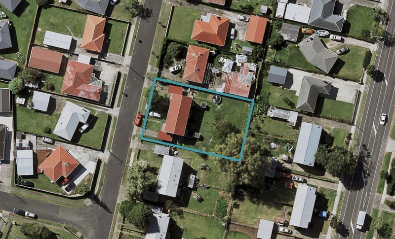 11 Ivon Road, Ōtara, Auckland - Carousel 1