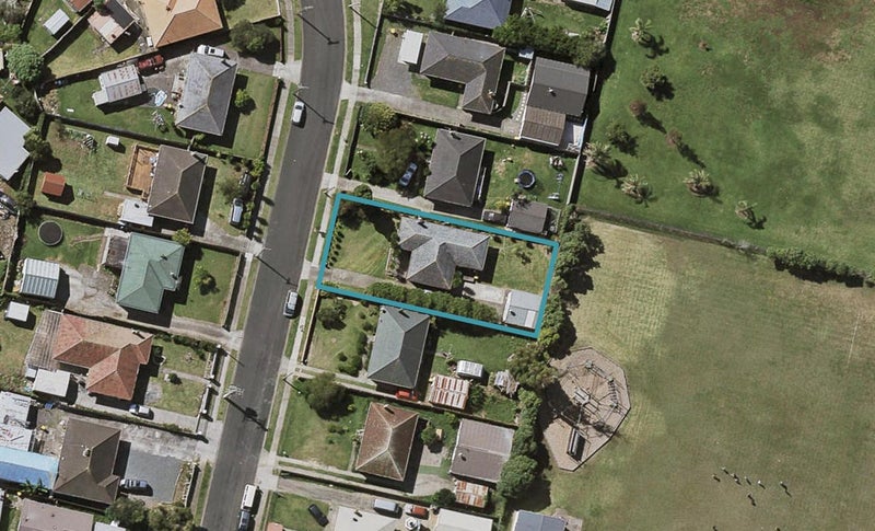 19 Tyrone Street, Otara, Auckland - Carousel 1