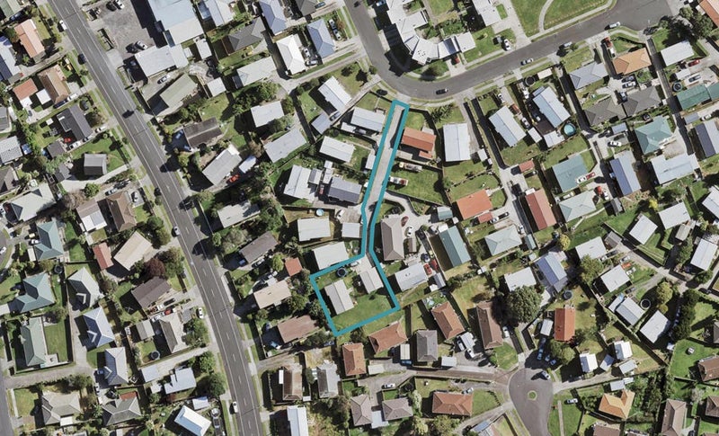 55 Templeton Place, Clendon Park, Auckland - Carousel 1