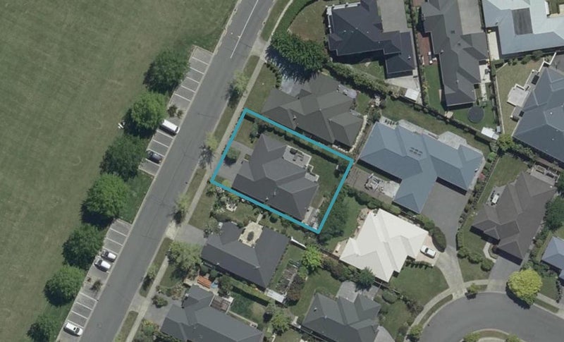 14 Crombie Green, Northwood, Christchurch - Carousel 1
