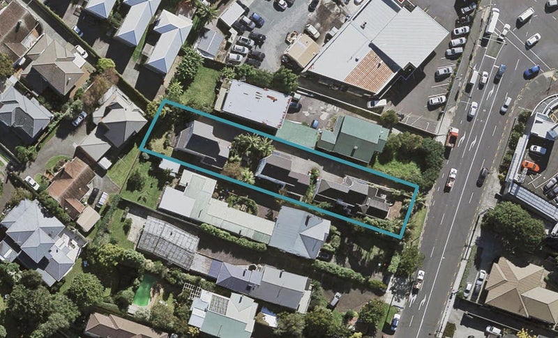 2/234 Campbell Road, Greenlane, Auckland - Carousel 1
