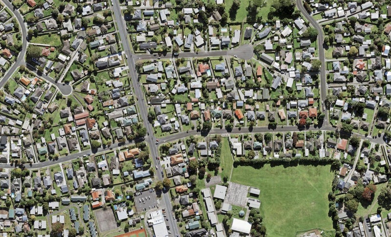 3/5 Hereford Street, Te Atatu Peninsula, Auckland - Carousel 1