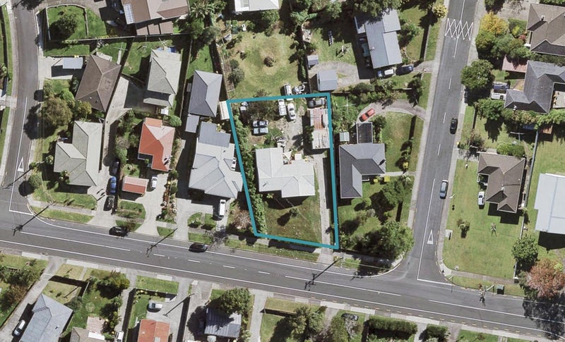 144 View Road, Sunnyvale, Auckland - Carousel 1