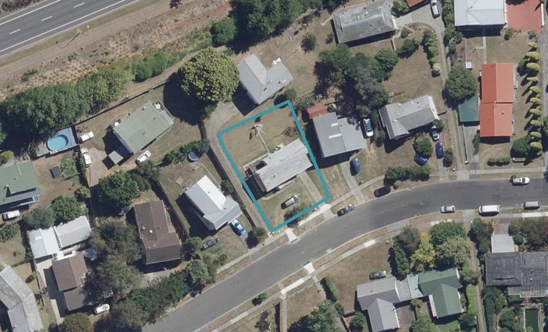 38 Morrow Avenue, St Andrews, Hamilton - Carousel 1