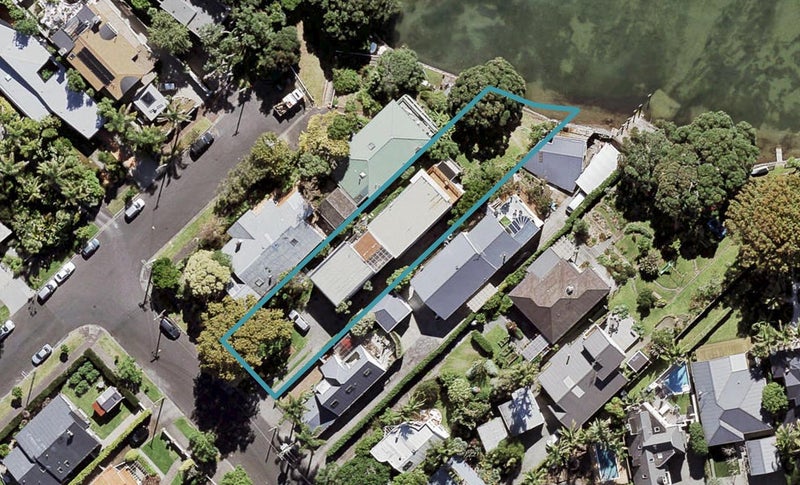 1/7 Kotare Avenue, Westmere, Auckland - Carousel 1