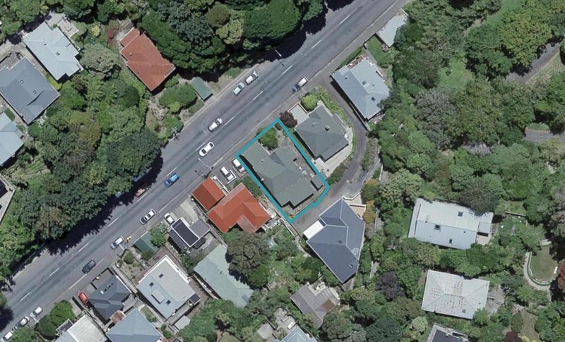 115 Glenmore Street, Kelburn, Wellington - Carousel 1
