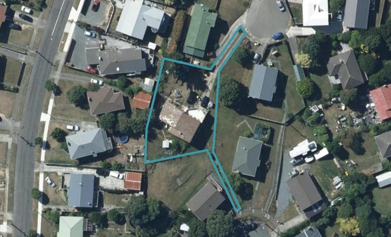 15 Arero Place, Titahi Bay, Porirua - Carousel 1