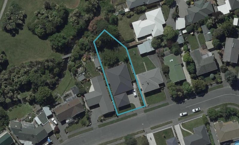 15 Cardinal Drive, Hillmorton, Christchurch - Carousel 1