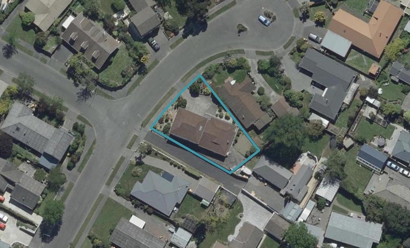 16 Mendip Place, Casebrook, Christchurch - Carousel 1
