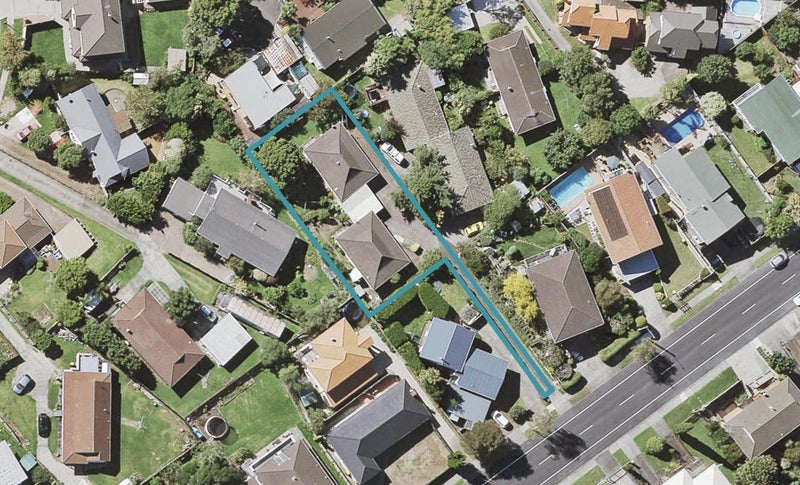 1/132 Hutchinsons Road, Bucklands Beach, Auckland - Carousel 1