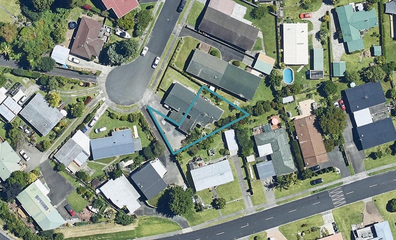 37B Balmoral Terrace, Otumoetai, Tauranga - Carousel 1