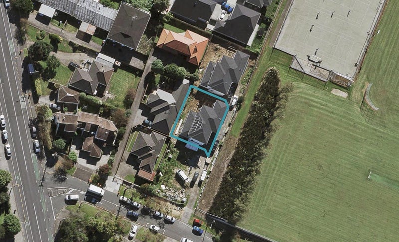 73B Greenpark Road, Penrose, Auckland - Carousel 1