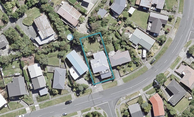 249 Dowse Drive, Maungaraki, Lower Hutt - Carousel 1