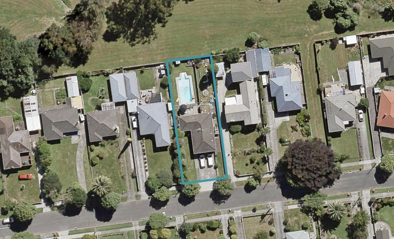 13 Hudson Avenue, Ebdentown, Upper Hutt - Carousel 1