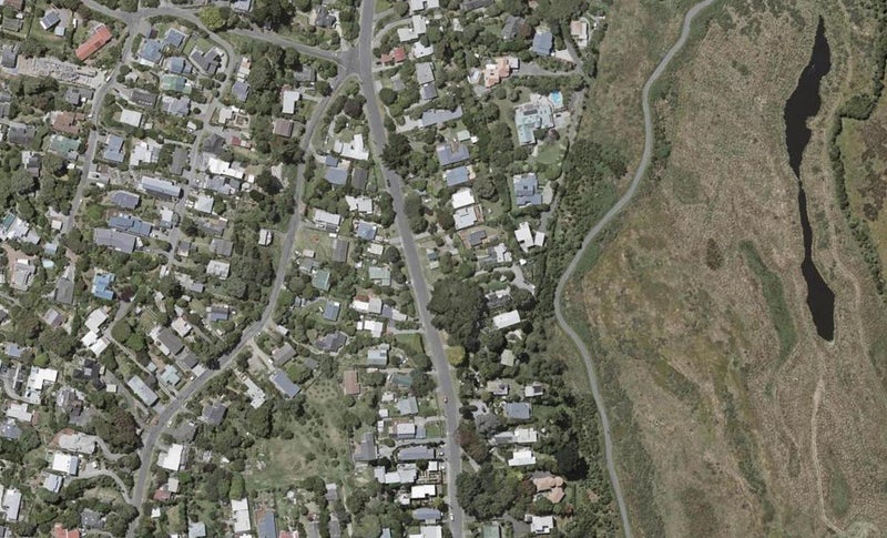 63 Tennis Court Road, Raumati South, Paraparaumu - Carousel 1