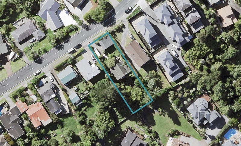 72 Arran Road, Browns Bay, Auckland - Carousel 1