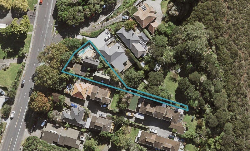 2/41 Lake Road, Northcote, Auckland - Carousel 1