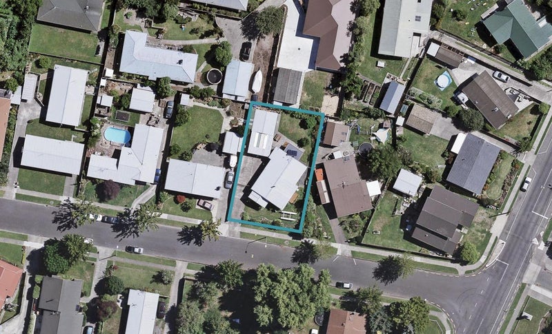 6 Jeffares Place, Taradale, Napier - Carousel 1
