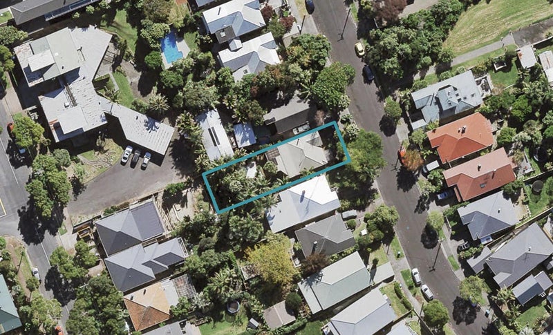 24 Schofield Street, Grey Lynn, Auckland - Carousel 1