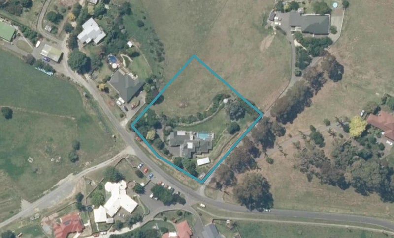 86 Fryer Road, Poraiti, Napier - Carousel 1