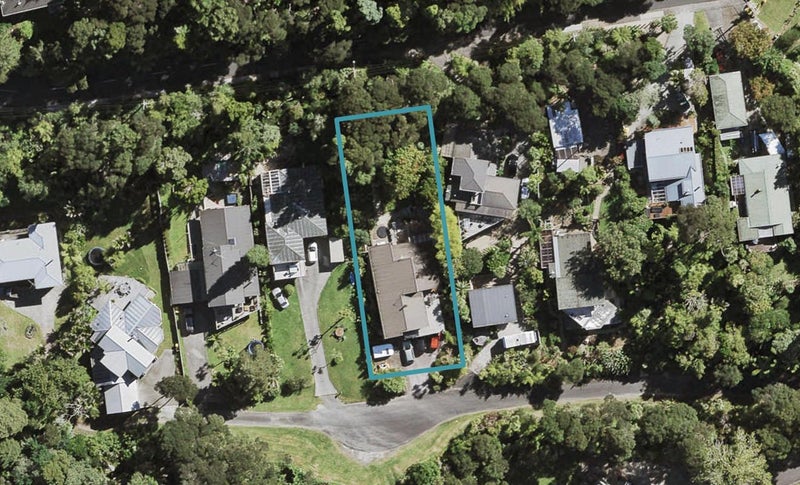 71 Wood Bay Road, Titirangi, Auckland - Carousel 1