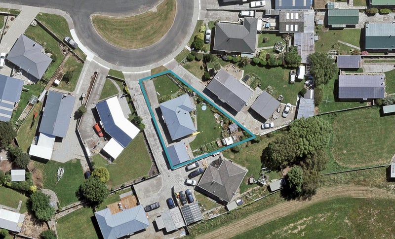 11 Moray Crescent, Grasmere, Invercargill - Carousel 1