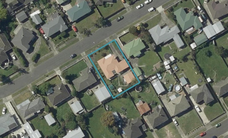 18 Battersea Place, Roslyn, Palmerston North - Carousel 1
