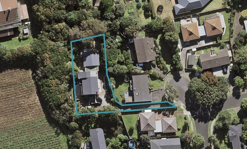 2/40 Ridgemount Rise, Mangere Bridge, Auckland - Carousel 1