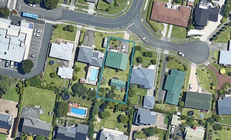 26 Cherrywood Drive, Otumoetai, Tauranga - Carousel 1