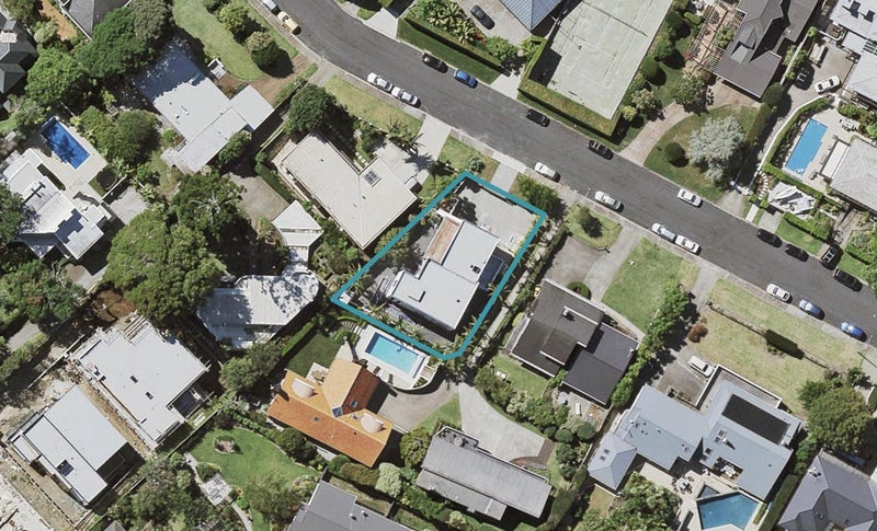 18 Lake View Road, Takapuna, Auckland - Carousel 1