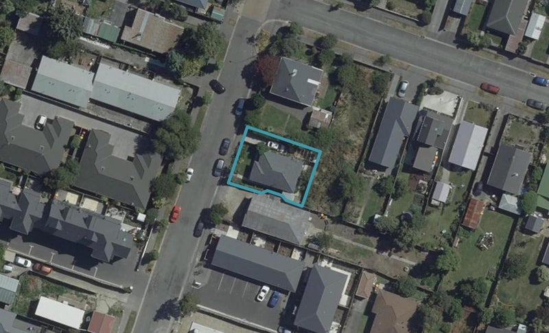 82 Grafton Street, Waltham, Christchurch - Carousel 1
