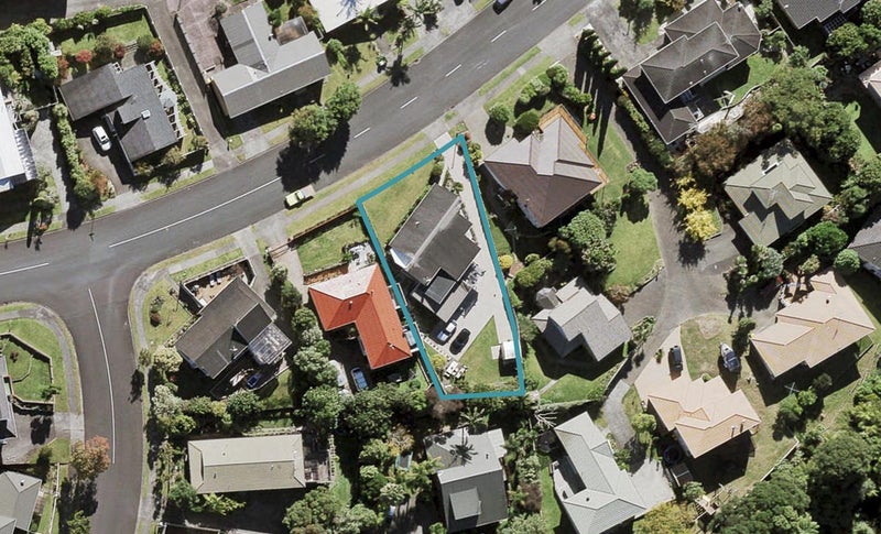 35 Westpark Drive, West Harbour, Auckland - Carousel 1