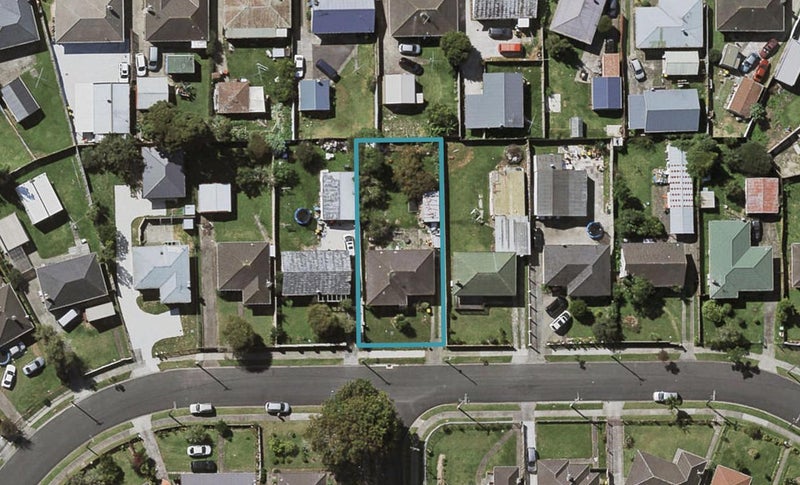 37 Tyrone Street, Otara, Auckland - Carousel 1